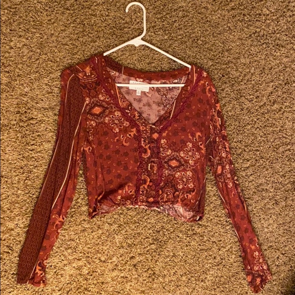 Kendall + Kylie Long Sleeve Cropped Top